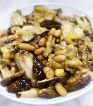 香菇花生蒸鸡肉的做法步骤：11
