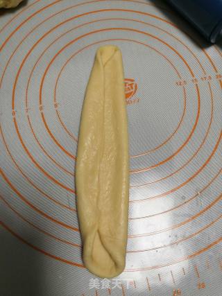 牛奶面包卷的做法步骤：11