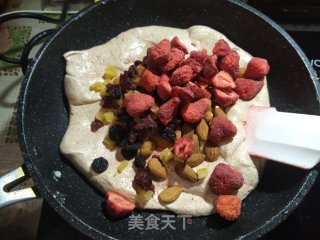 草莓什锦牛轧糖的做法步骤：6