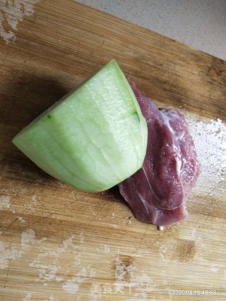 瘦肉冬瓜汤的做法步骤：1