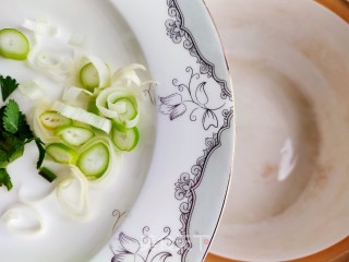 小白菜豆腐汤的做法步骤：4