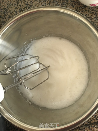 戚风蛋糕的做法步骤：2