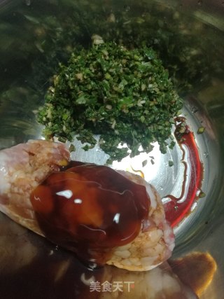 清蒸鱼腥草肉丸子的做法步骤：2