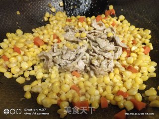 肉丝炒玉米的做法步骤：8