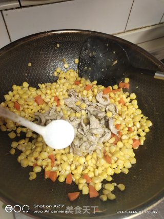 肉丝炒玉米的做法步骤：9