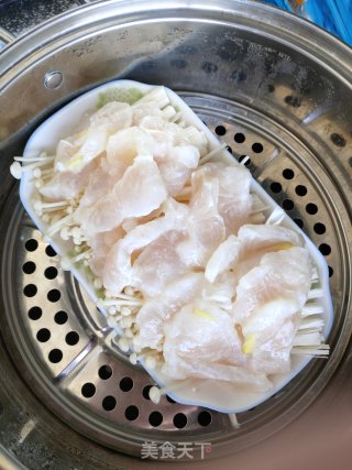 清蒸龙利鱼的做法步骤：6