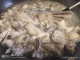 红烧啤酒鸭的做法步骤：2