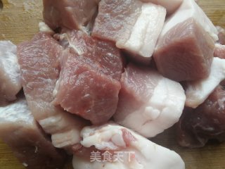 香辣槐花猪肉饺的做法步骤：4
