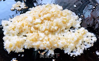 蒜蓉粉丝蒸花蛤的做法步骤：5