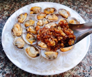 蒜蓉粉丝蒸花蛤的做法步骤：7