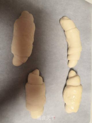 牛角小面包的做法步骤：13