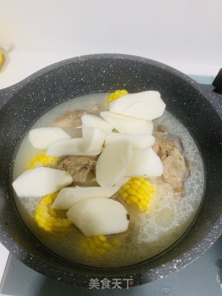 筒骨炖玉米山药的做法步骤：6