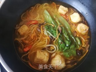油豆腐菌汤米粉的做法步骤：13