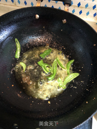 土豆肉丝的做法步骤：2
