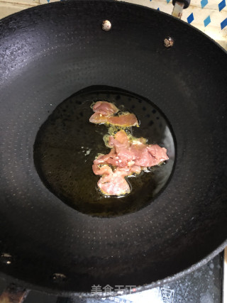 青椒肉片的做法步骤：2