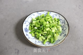 虾酱炖豆腐的做法步骤：4