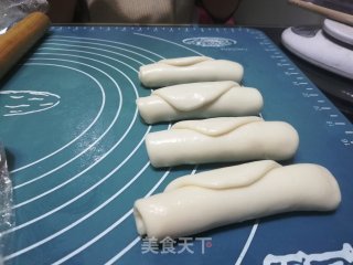酥掉渣的蛋黄酥的做法步骤：12
