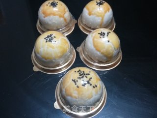酥掉渣的蛋黄酥的做法步骤：22