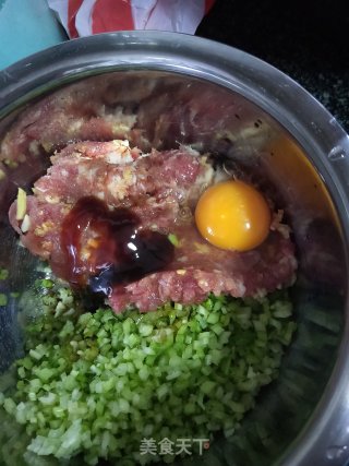水饺的做法步骤：6