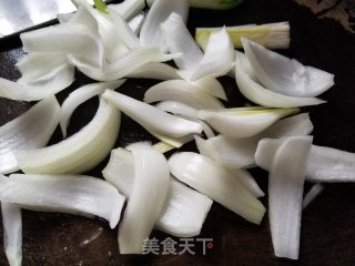 鲶鱼茄子煲的做法步骤：5