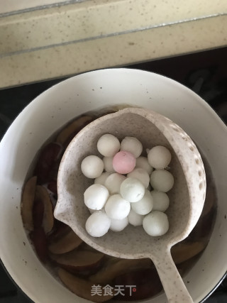 红枣生姜红糖酒酿小丸子????的做法步骤：4