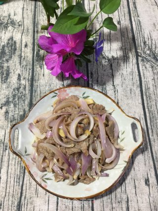 洋葱炒牛肉的做法步骤：7