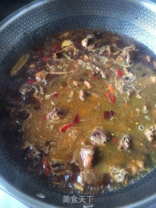 红烧鸭肉的做法步骤：5