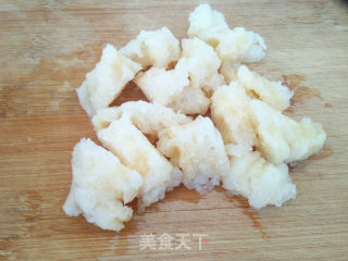 鱼鳔炒西芹的做法步骤：4