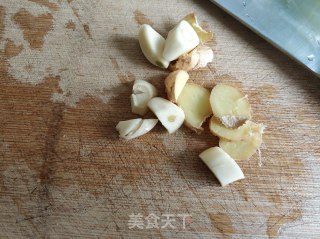 西芹炒肉丝的做法步骤：5