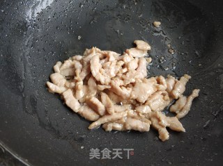 西芹炒肉丝的做法步骤：6