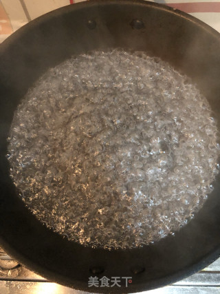 酸辣汤的做法步骤：2