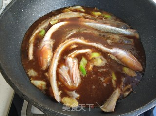 酱烧楞巴鱼的做法步骤：8