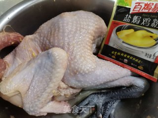 盐焗鸡的做法步骤：2