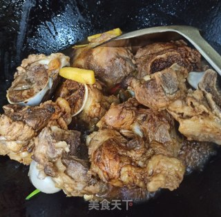 豆瓣酱卤大棒骨的做法步骤：5