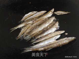 香煎小白条的做法步骤：4