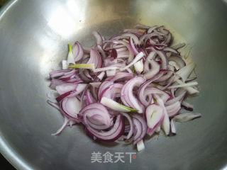 洋葱炒土豆丝的做法步骤：4