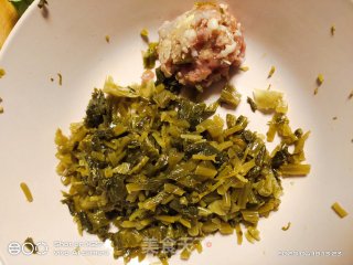 榨菜肉末米粉的做法步骤：2