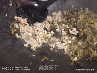 榨菜肉末米粉的做法步骤：5