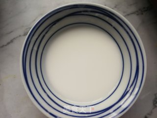 槐花猪肉锅贴的做法步骤：7