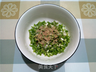 生煎小花卷的做法步骤：3