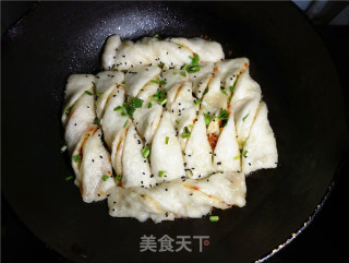 生煎小花卷的做法步骤：14