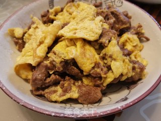 滑蛋牛肉的做法步骤：7