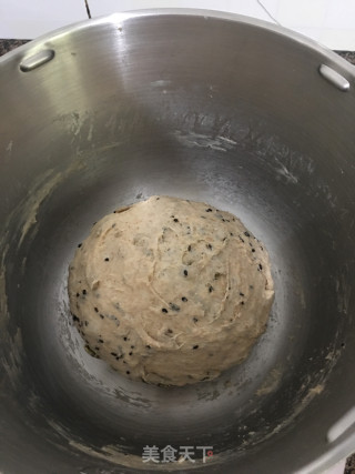 杂粮全麦吐司的做法步骤：2