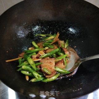 蒜香青椒回锅肉的做法步骤：12