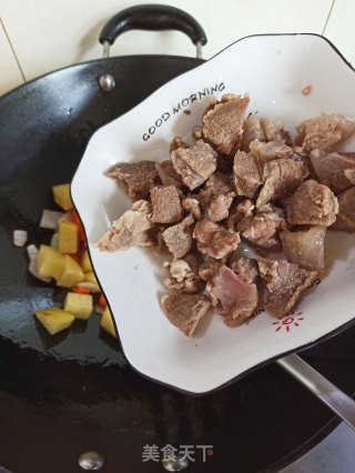 咖喱熟牛肉的做法步骤：3