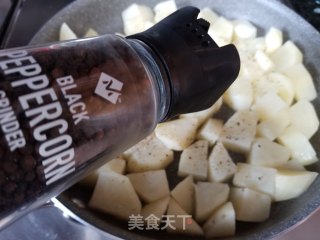 孜然黑椒土豆的做法步骤：7