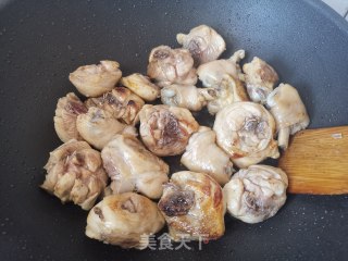 黄焖鸡米饭的做法步骤：8