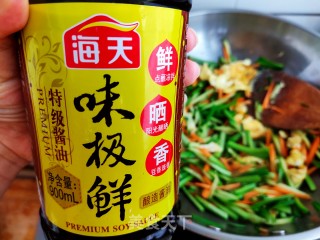 素三丝炒鸡蛋的做法步骤：12