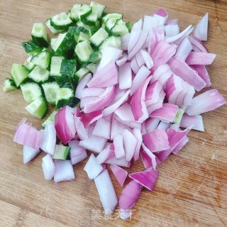 糖醋花生的做法步骤：3