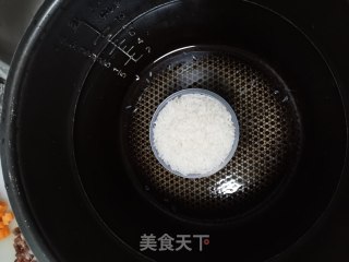 五颜六色腊味饭的做法步骤：3